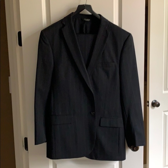Mens Jos A Bank Suits-$50 each - Picture 2 of 6